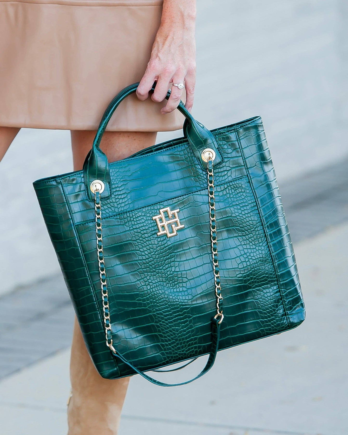 Kinzley Tote Hunter Green EC: Default