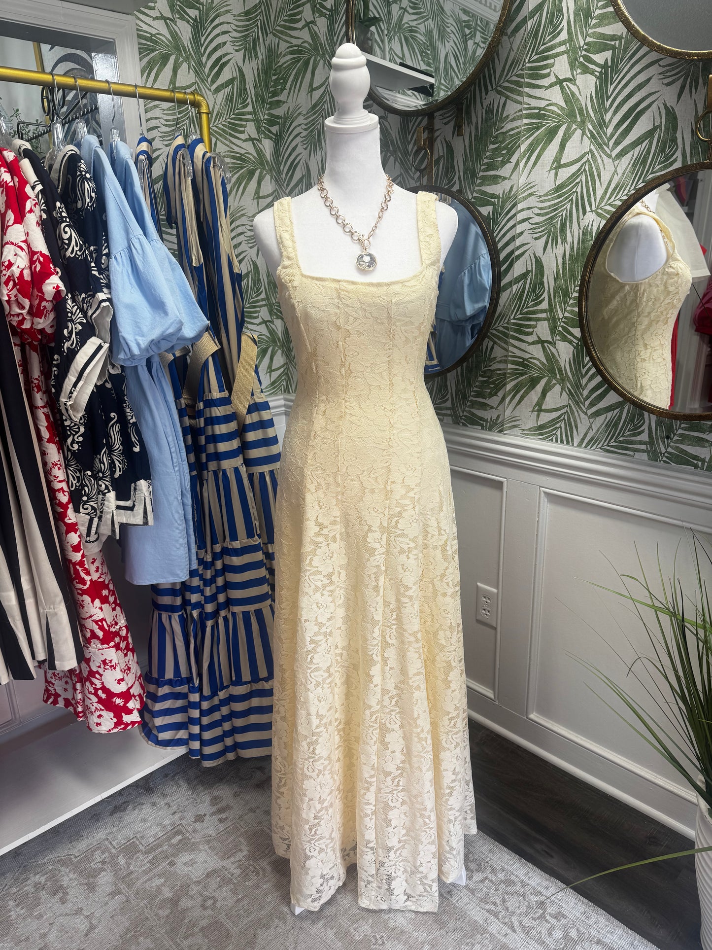Veronica Lace Dress