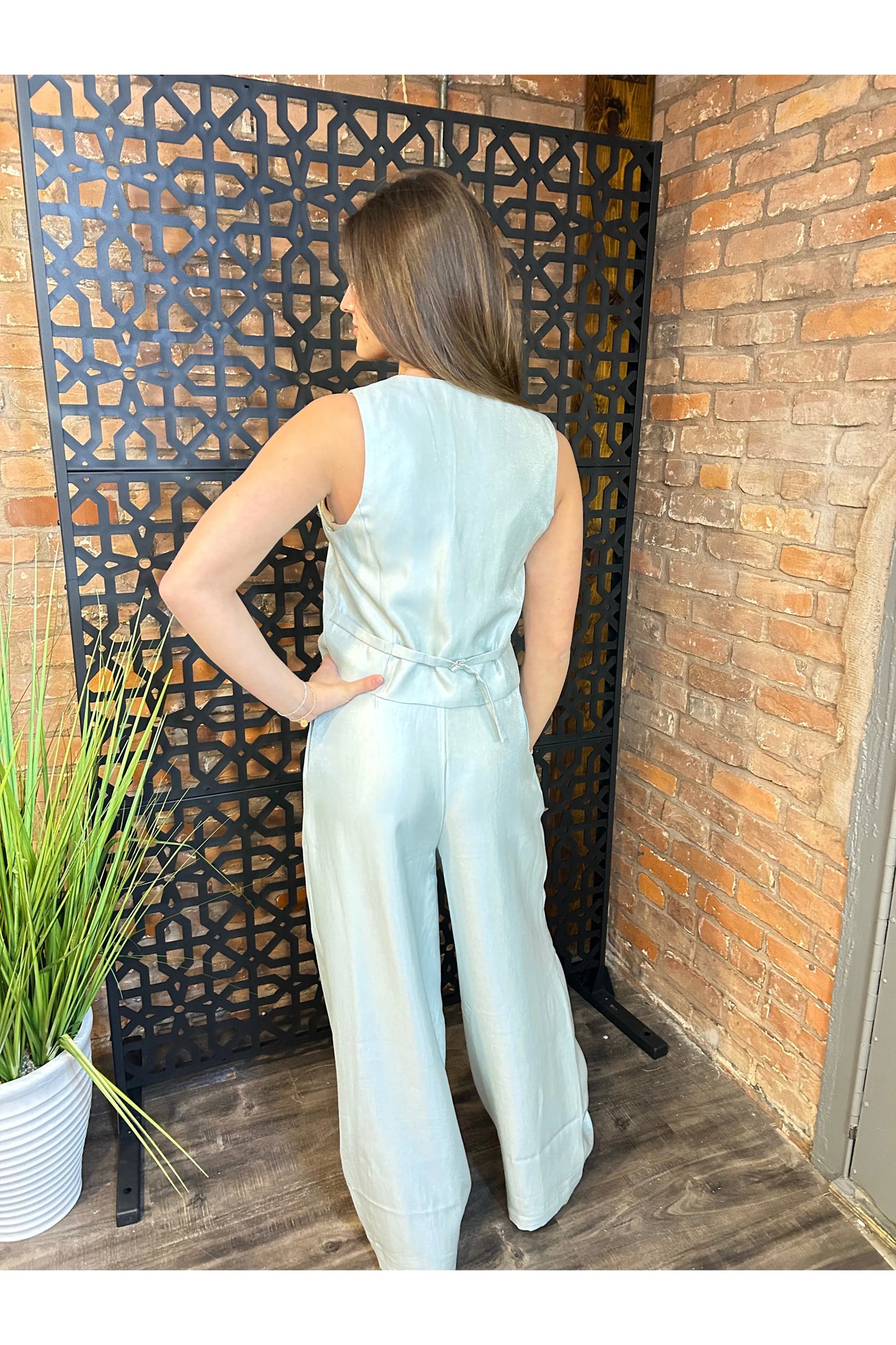 Mint V-neck Vest