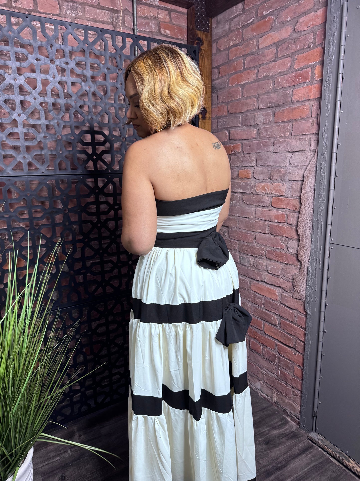 The Valerie White Striped Bowknot Dress