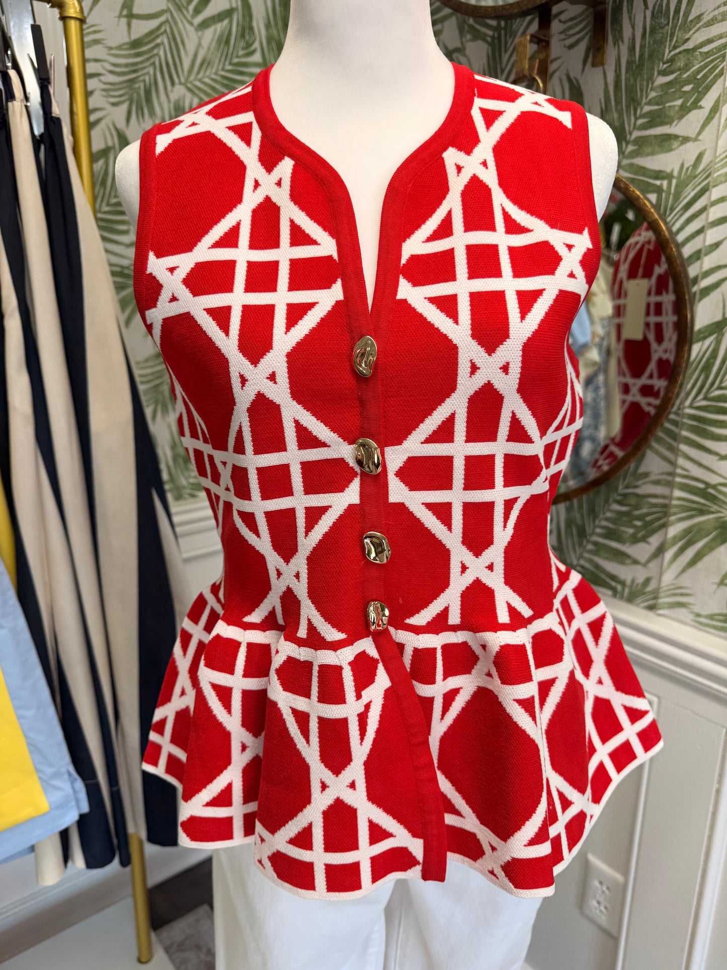 Mia Sleeveless Top