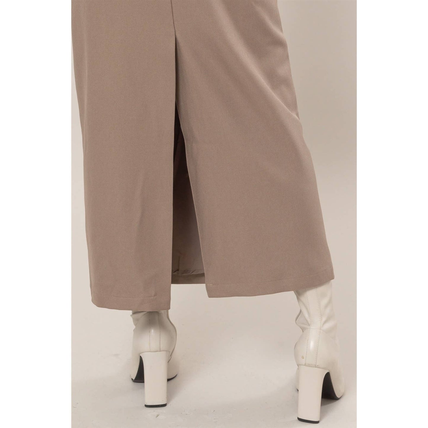 Pencil Midi Skirt: MOCHA