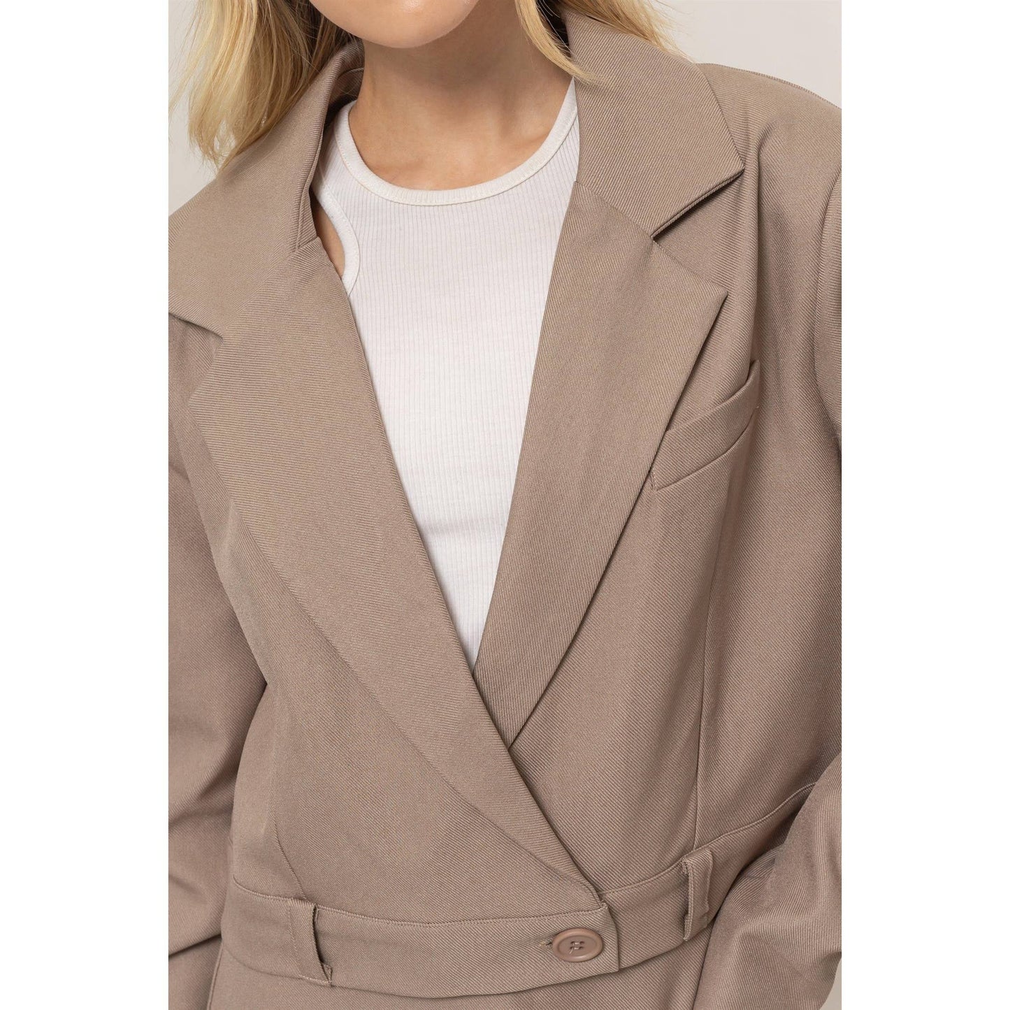 Button Band Cropped Jacket: MOCHA