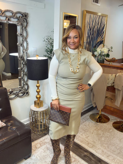 Round Neck Sleeveless Midi Dress