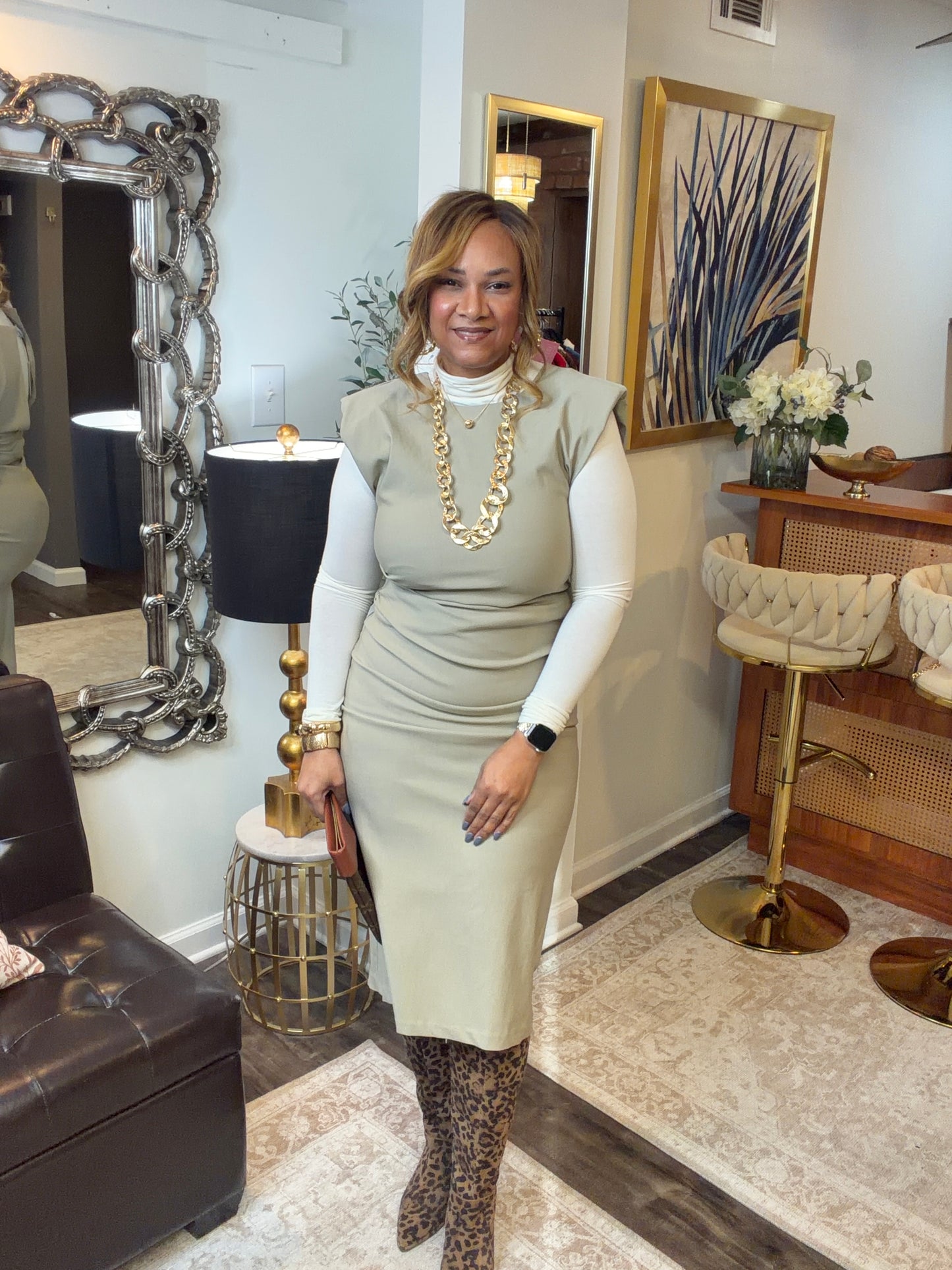 Round Neck Sleeveless Midi Dress