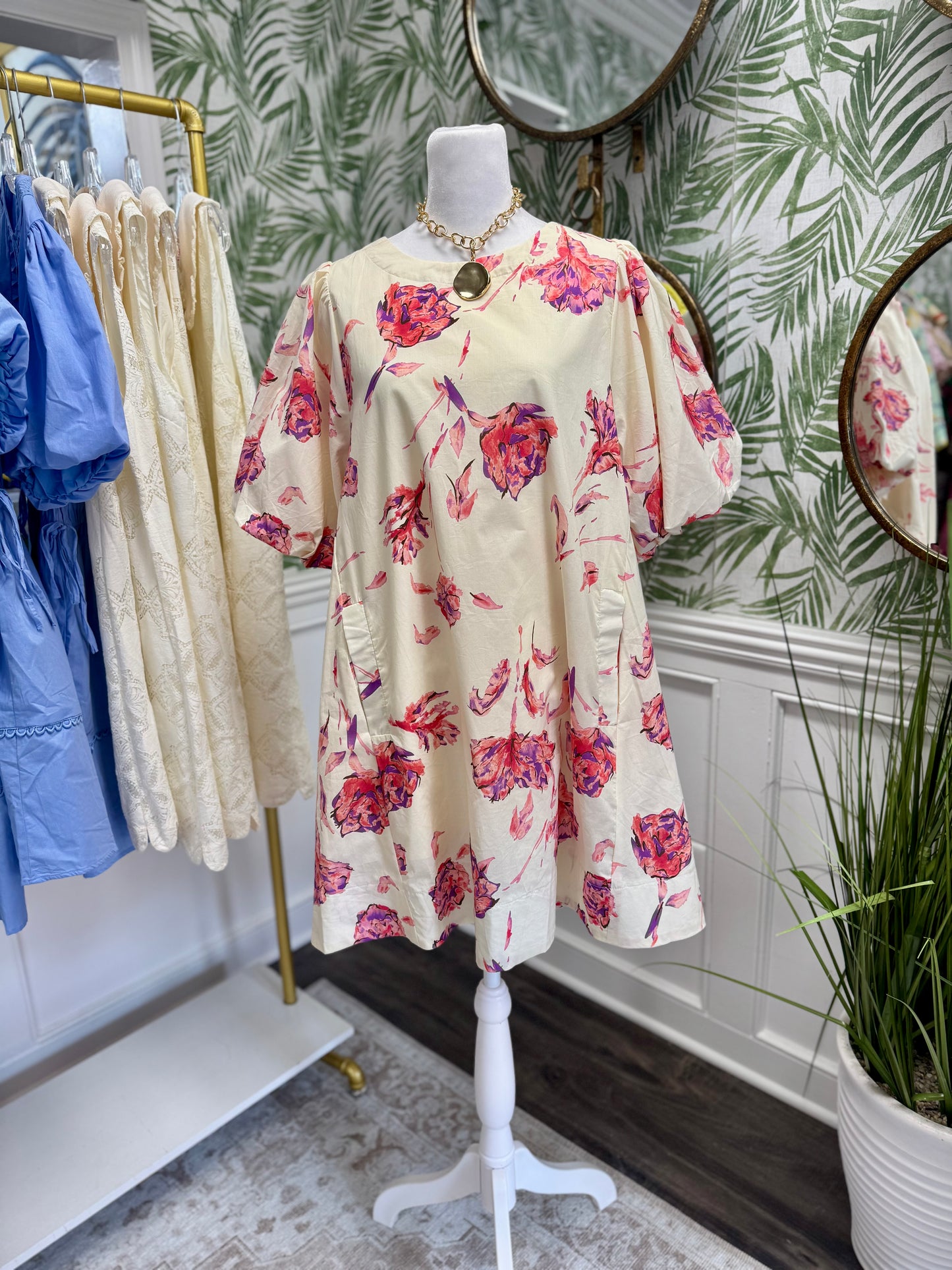 Floral Print Puff Sleeved Dress