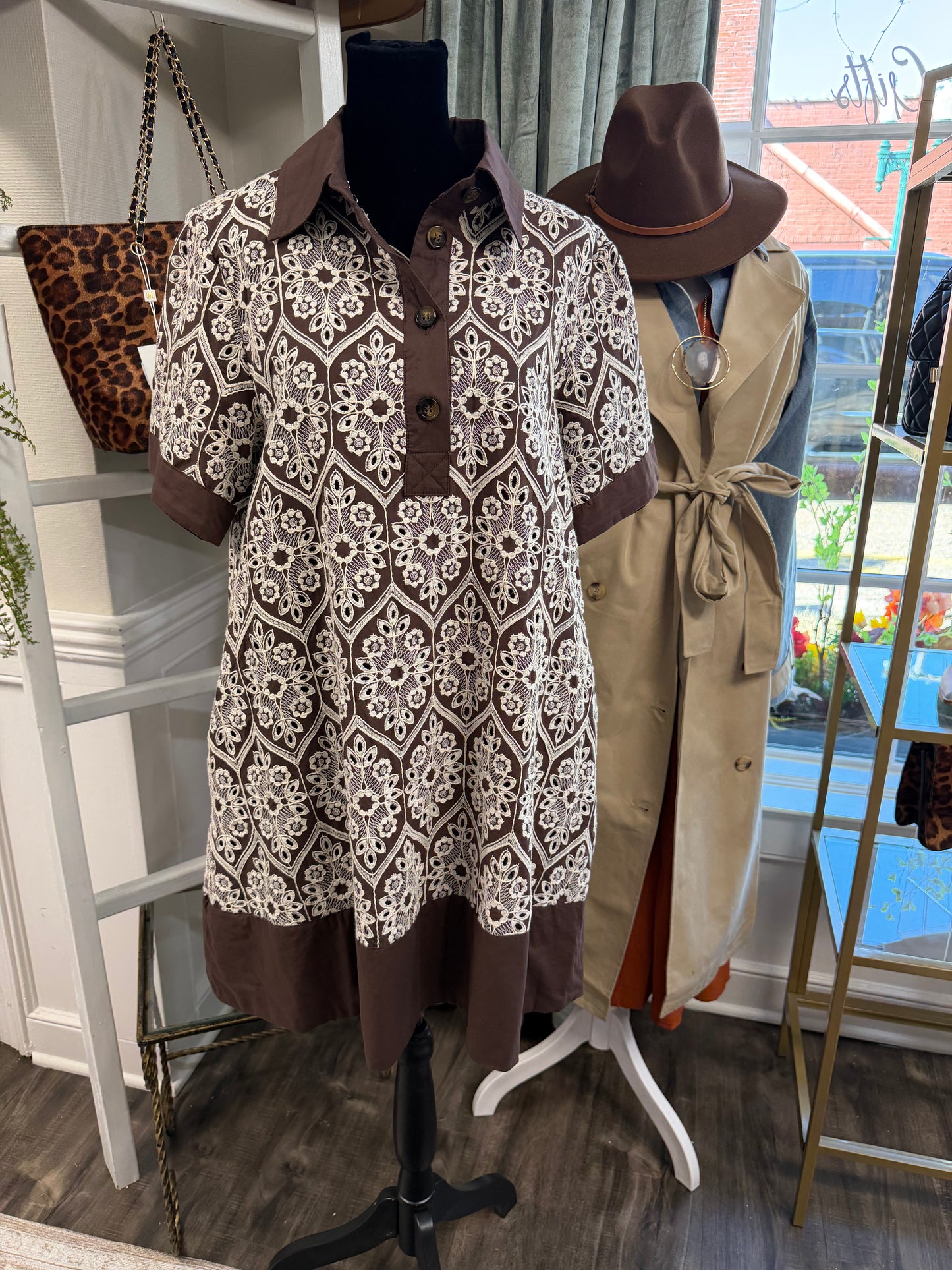 Brown Eyelet Short Sleeve Dress