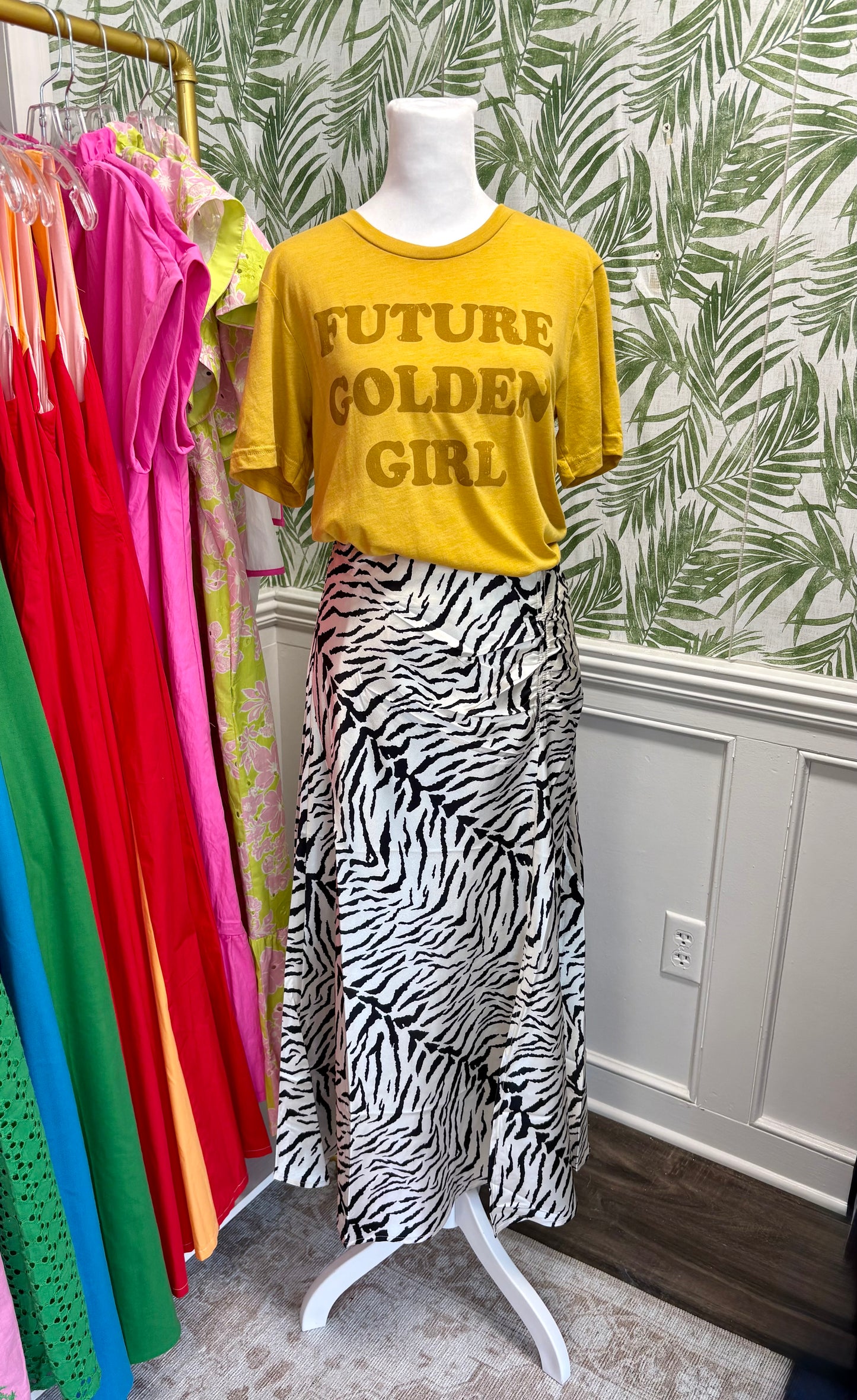 Future Golden Girl Retro Graphic Tee Gold Unisex T Shirt: Medium