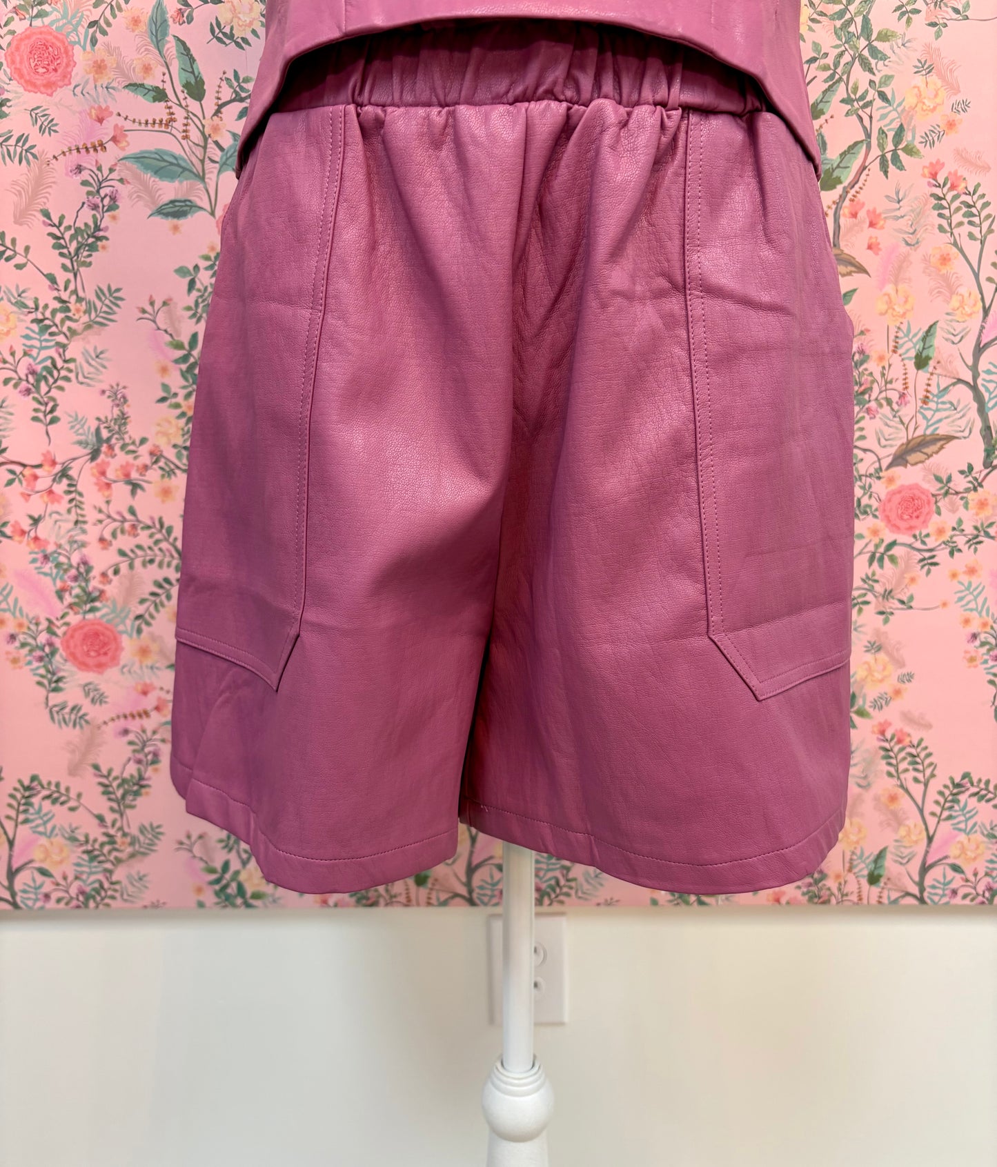 Carol Shorts
