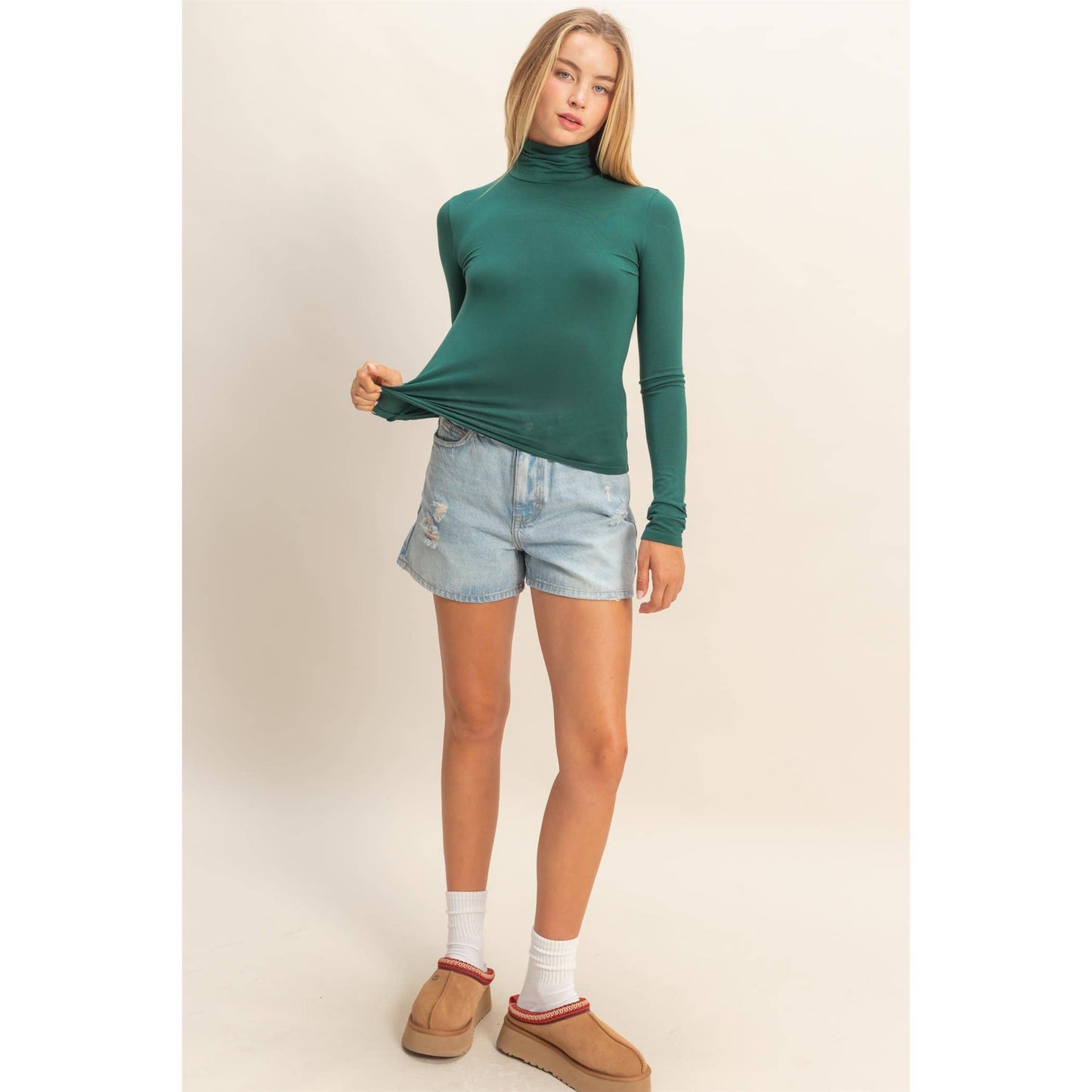 Turtleneck Long Sleeve Fitted Top: TAFFY PINK