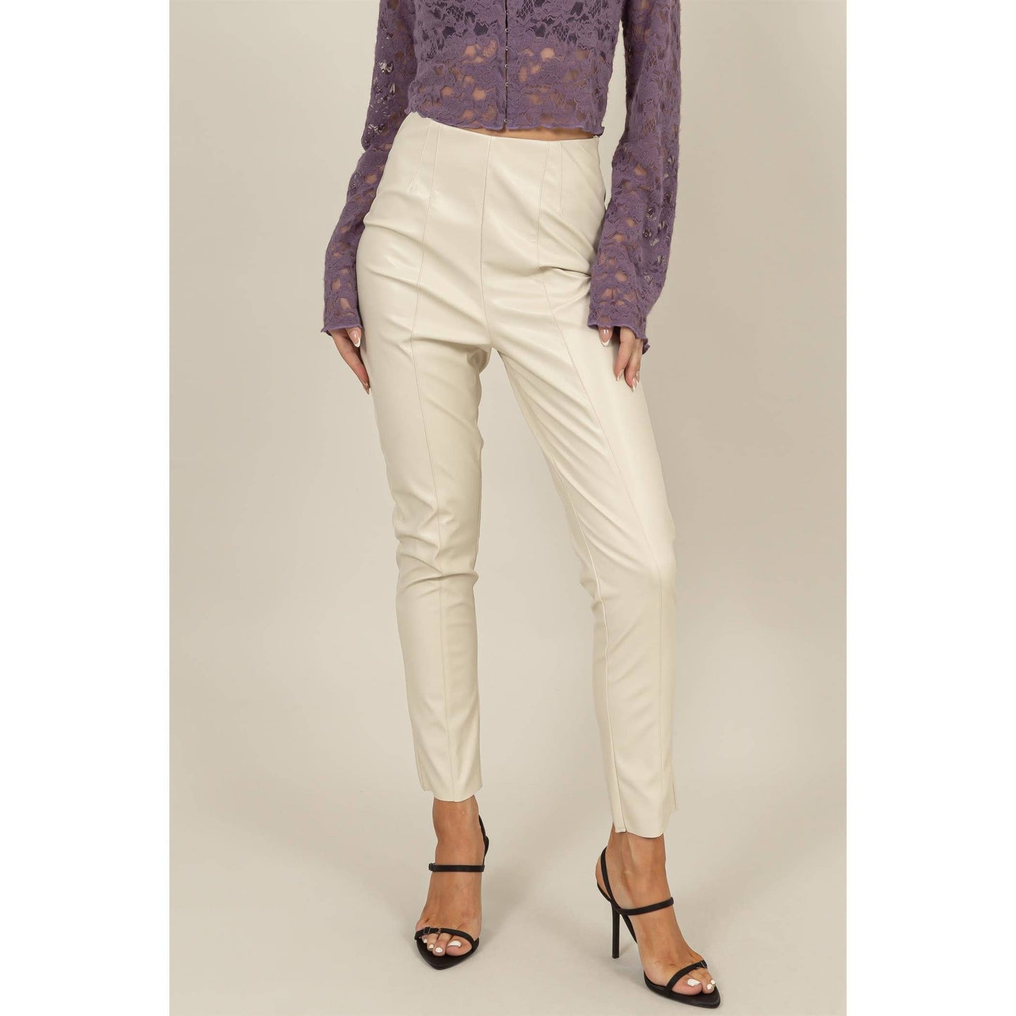 Faux Leather High-Waist Skinny Pants: CREAM / S-M-L