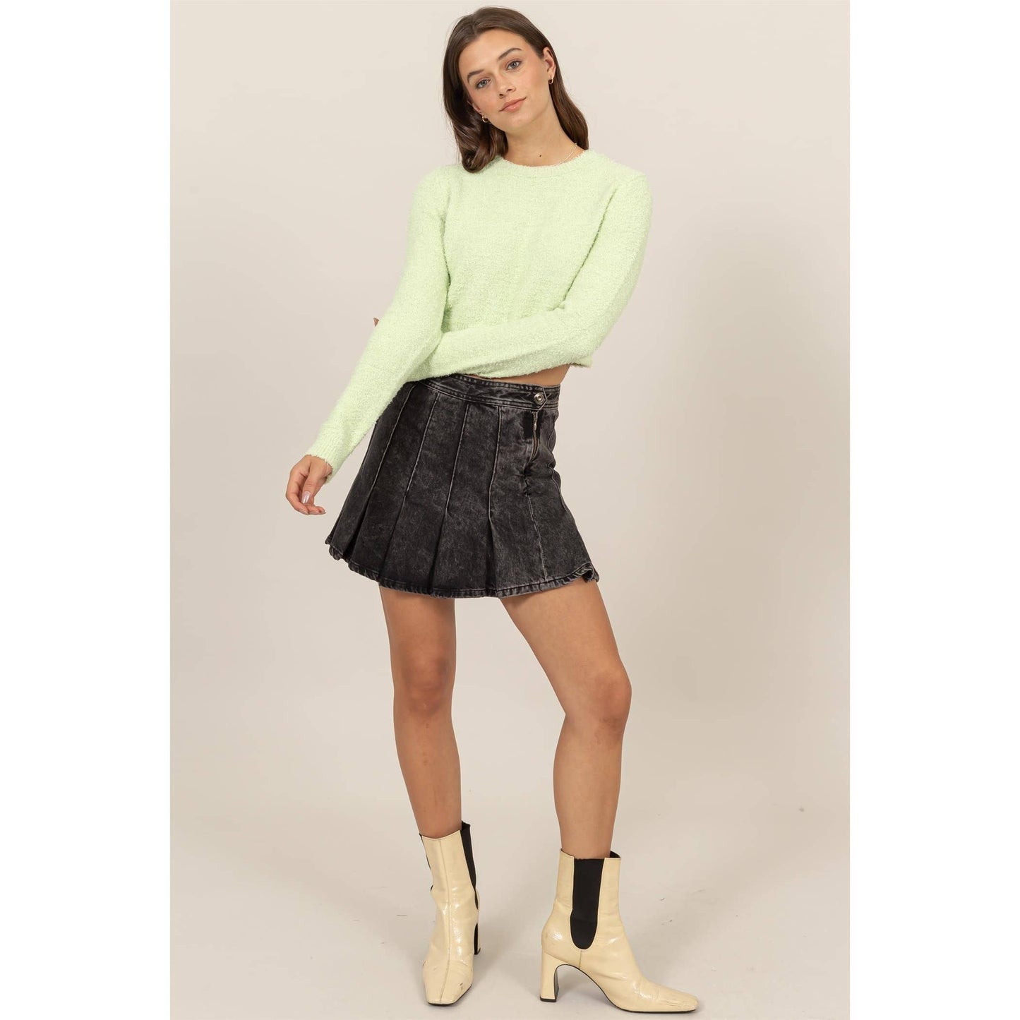 Padded Shoulder Cropped Sweater